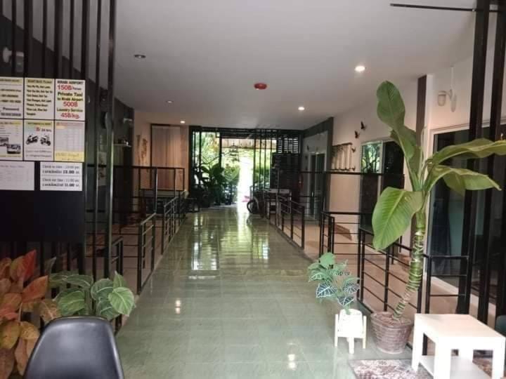 Krabi Nemo House Hostel in Krabi Changwat