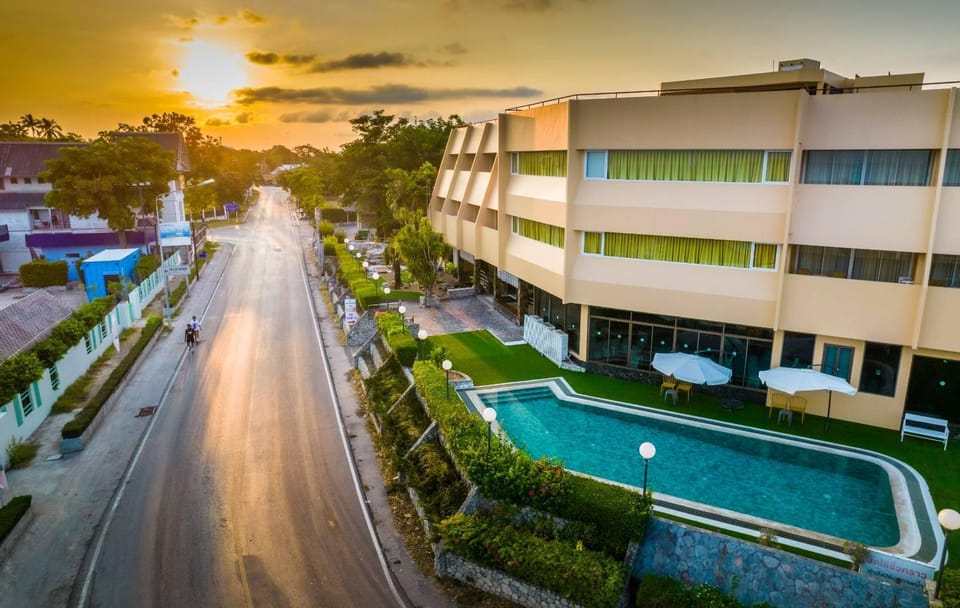 Bangsaen Villa Hotel Hotel in Chon Buri Changwat