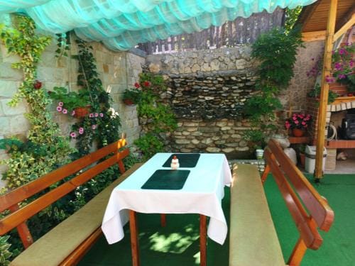Guest House Stoletnika Hotel in Decentralized Administration of Macedonia and Thrace