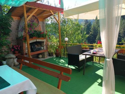 Guest House Stoletnika Hotel in Decentralized Administration of Macedonia and Thrace