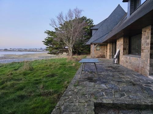 Ker Ty Mor - Waterfront Family House Hotel in Brittany