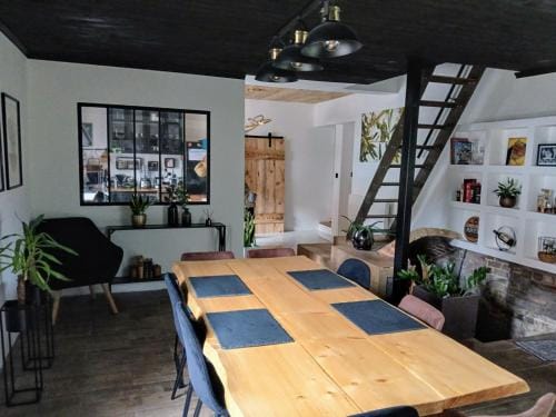 Les Oliviers Hotel in Hauts-de-France