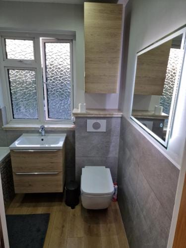 Glenleven share house Hotel in Bristol