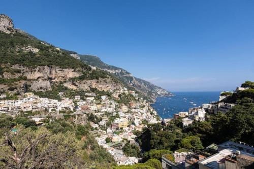 Sorrento Realty Holidays - Malafemmena Guest House Hotel in Positano