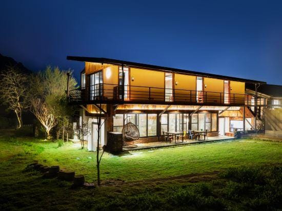 Ningbo Lengxi Inn Homestay Hotel in Zhejiang