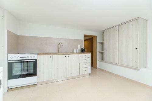 Lyria Hotel Apartments Hotel in Crete