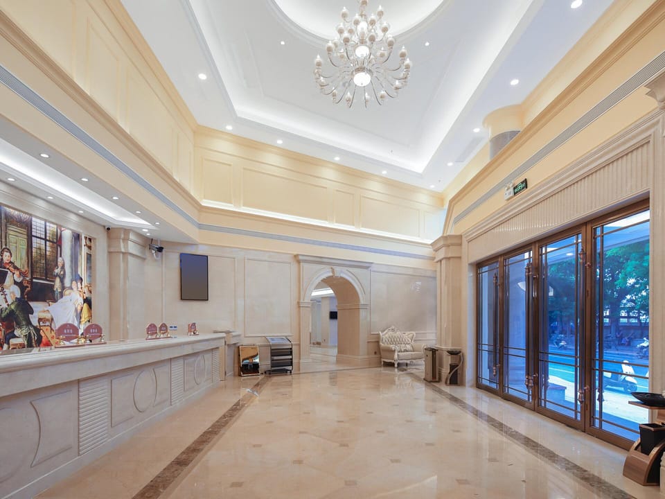 Vienna Classic Hotel Guangdong Shantou Xiaogongyuan Hotel in Guangdong