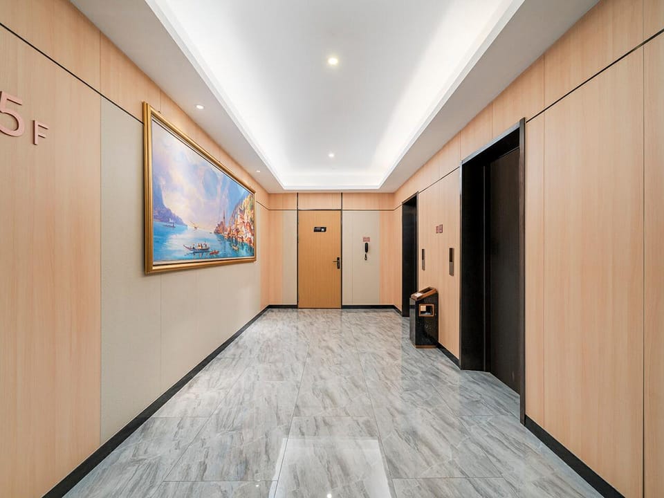 Vienna Classic Hotel Wuxi East Station Hotel in Suzhou