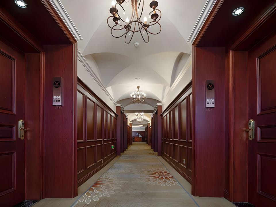 Vienna Classic Hotel Fantawild Phase II, III, IV First People’s Hospital Hotel in Nanjing