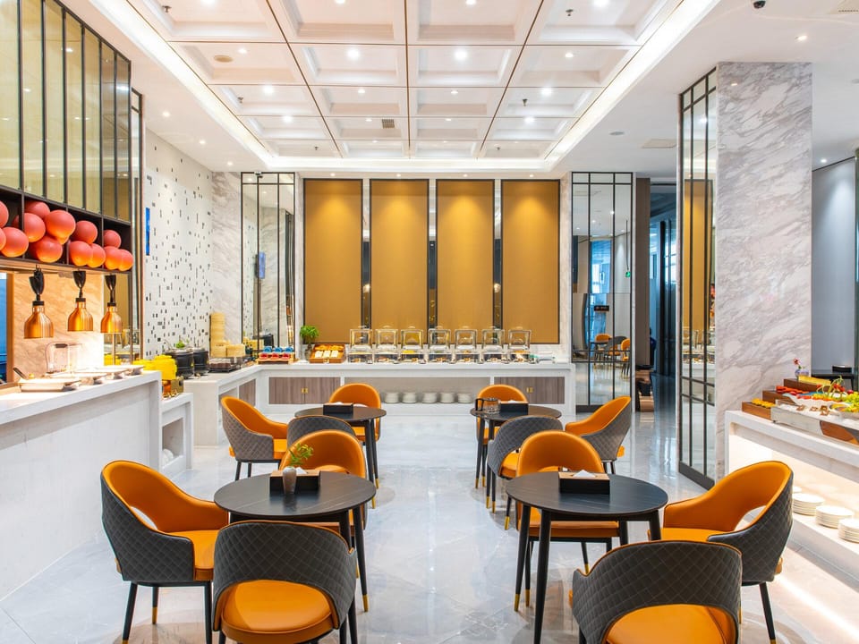 Jinjiang Metropolo Hotel Baoding Qingyuan Hotel in China