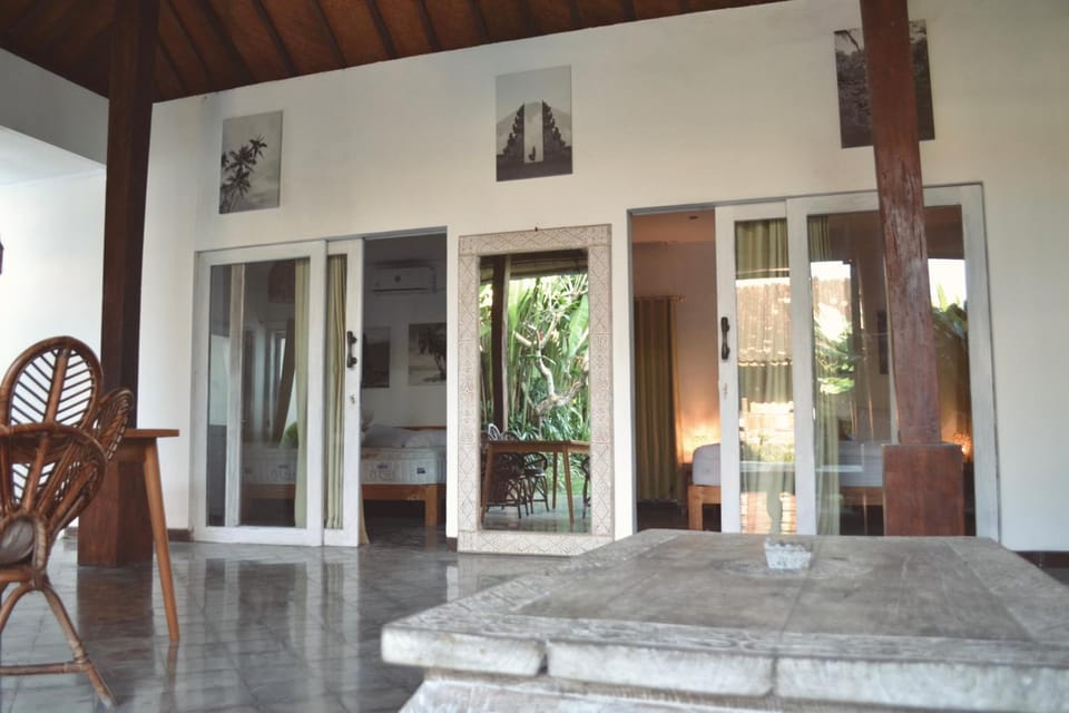 The shortcut rooms Hotel in North Kuta