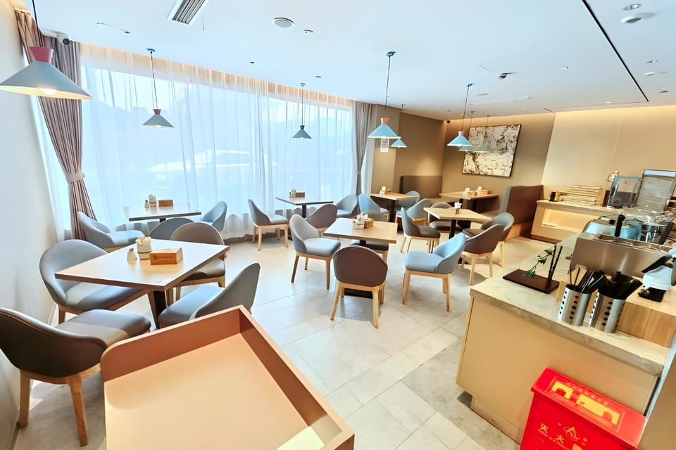 Home Inn Neo Shaoxing Moore City Fengqing Water Street Hotel in Hangzhou