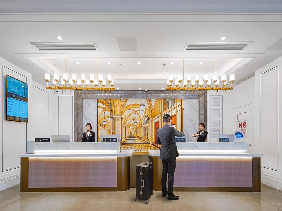 Vienna International Hotel Wuhu Yinhu Xingyue Plaza Hotel in Nanjing
