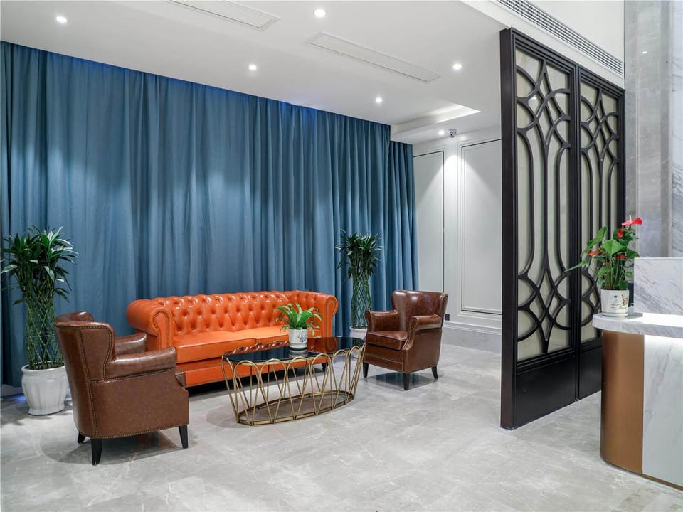 Vienna International Hotel Chongqing Liangjiang Shuitu Dadi Enterprise Park Hotel in China