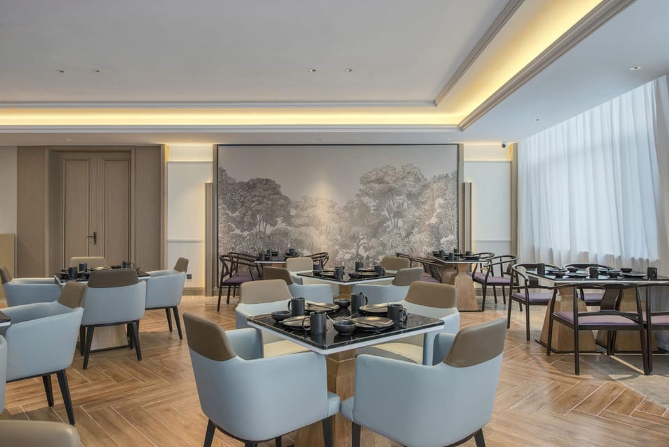 Vienna International Hotel Qingdao Licang Heyue Hotel in Qingdao