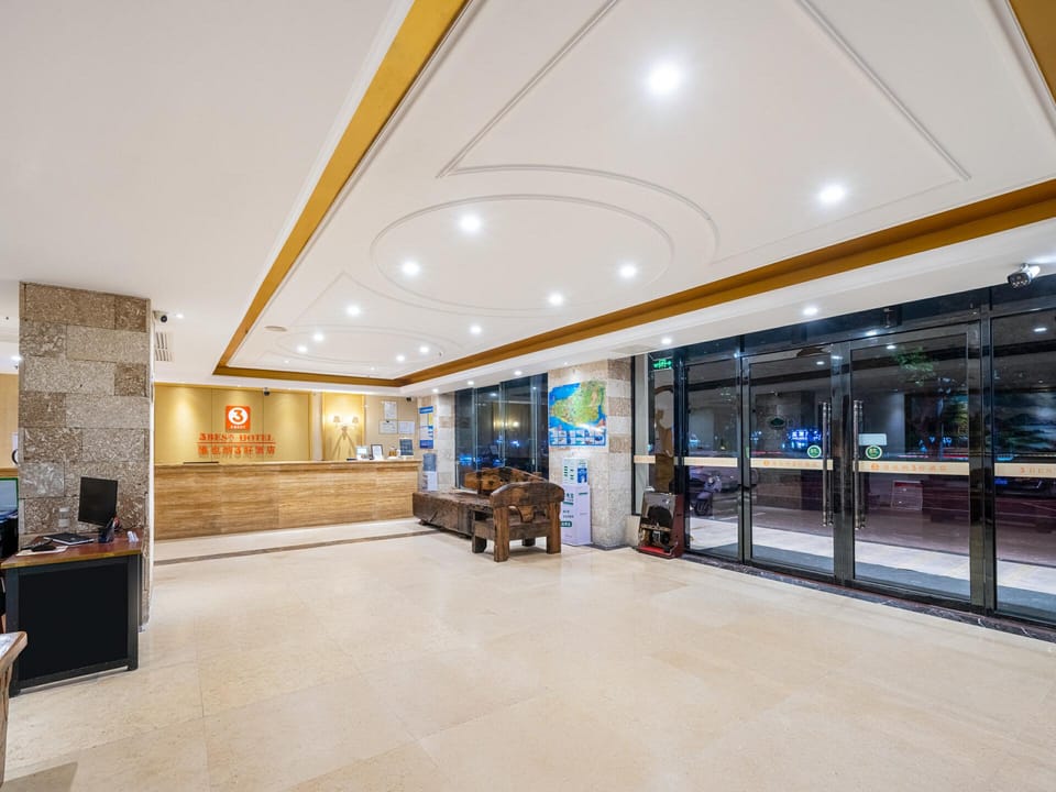 Vienna 3 Best Hotel Guangxi Beihai Yintan International Passenger Port Hotel in China