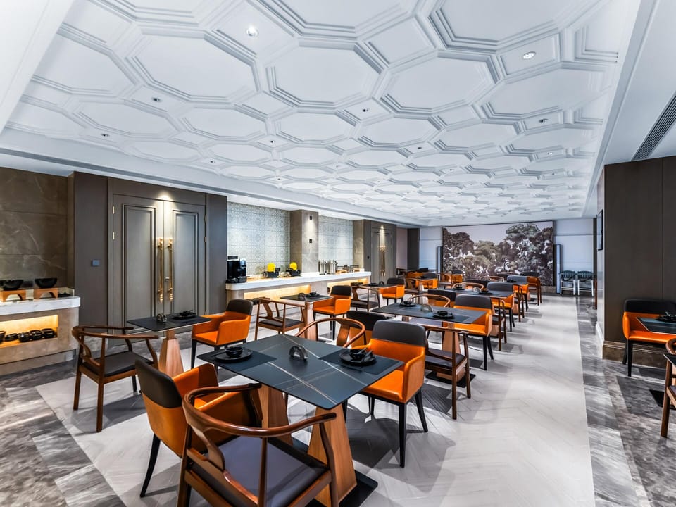 Vienna International Hotel Haiyan Baibu Avenue Hotel in Zhejiang