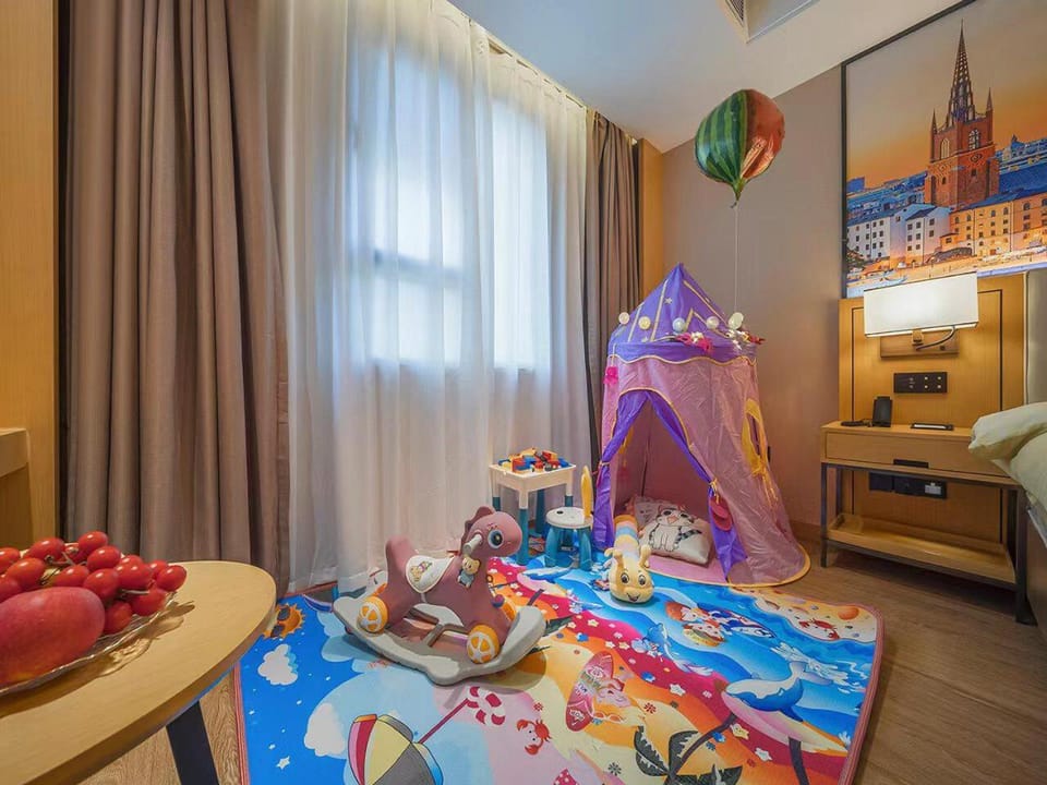 Vienna International Hotel Kunming Longquan Road Caida Hotel in China