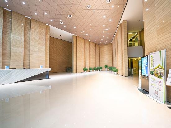 Yige Homestay (Shanghai Hongqiao Station National Exhibition and Convention Center) Hotel in Shanghai