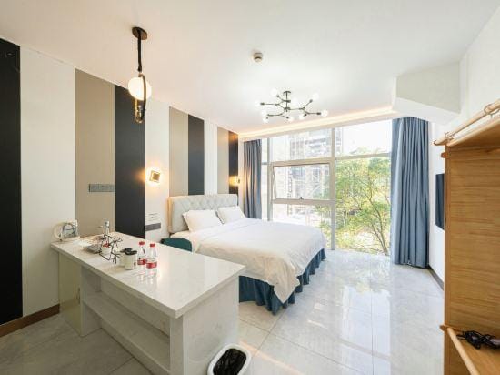Qinqin Lily Homestay (Shanghai Jiading Yongsheng Road) Hotel in Shanghai