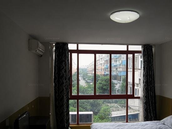 Shanghai Qisi Inn Hotel in Shanghai