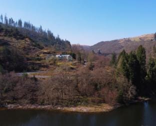 Ty Penbont House  Hotel in Wales