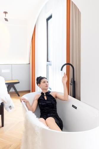 Wuzhen Xizha Slow Life Riverside Inn Hotel in Zhejiang