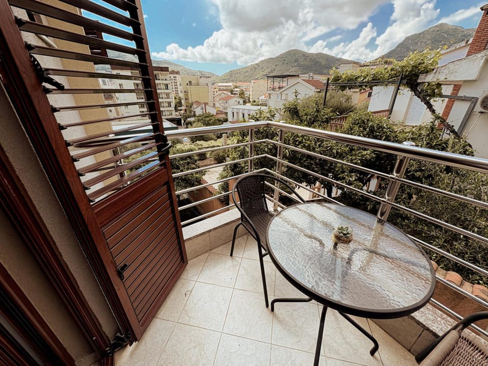 Boutique Hotel Moonstar Apartment hotel in Budva
