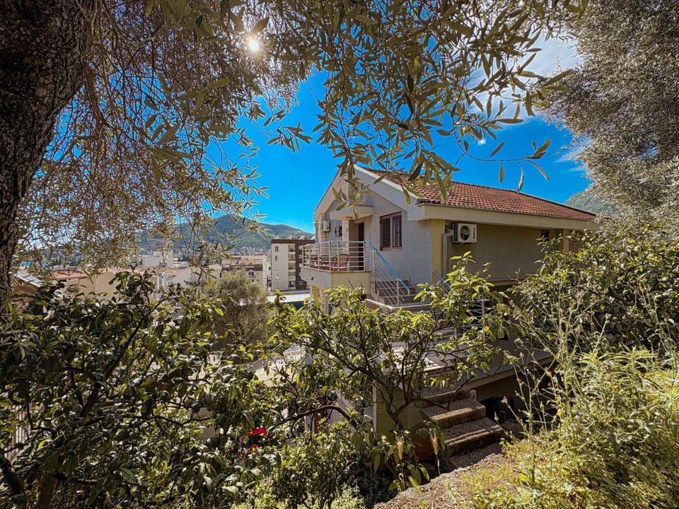Boutique Hotel Moonstar Apartment hotel in Budva
