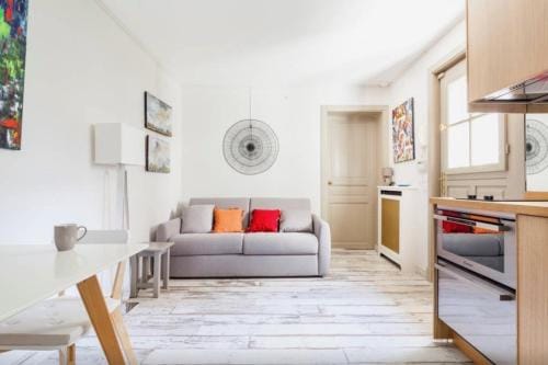 1 Square du Docteur Blanche - Paris 16 Hotel in Paris