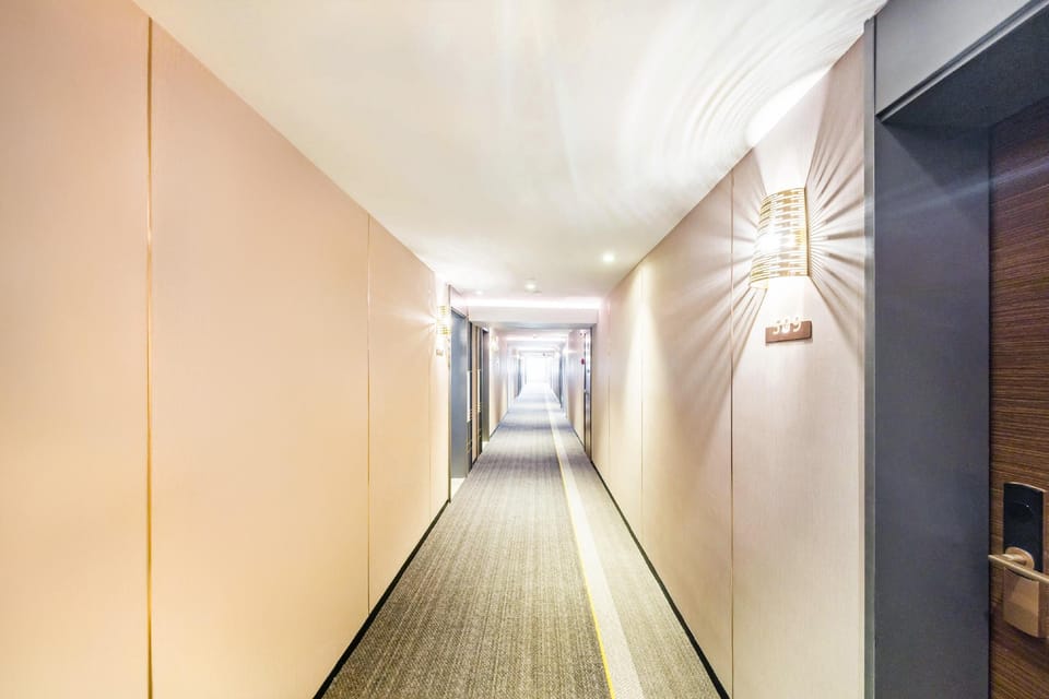 Home Inn Plus Foshan Shunde Qinghui Garden RT-Mart Hotel in Guangzhou