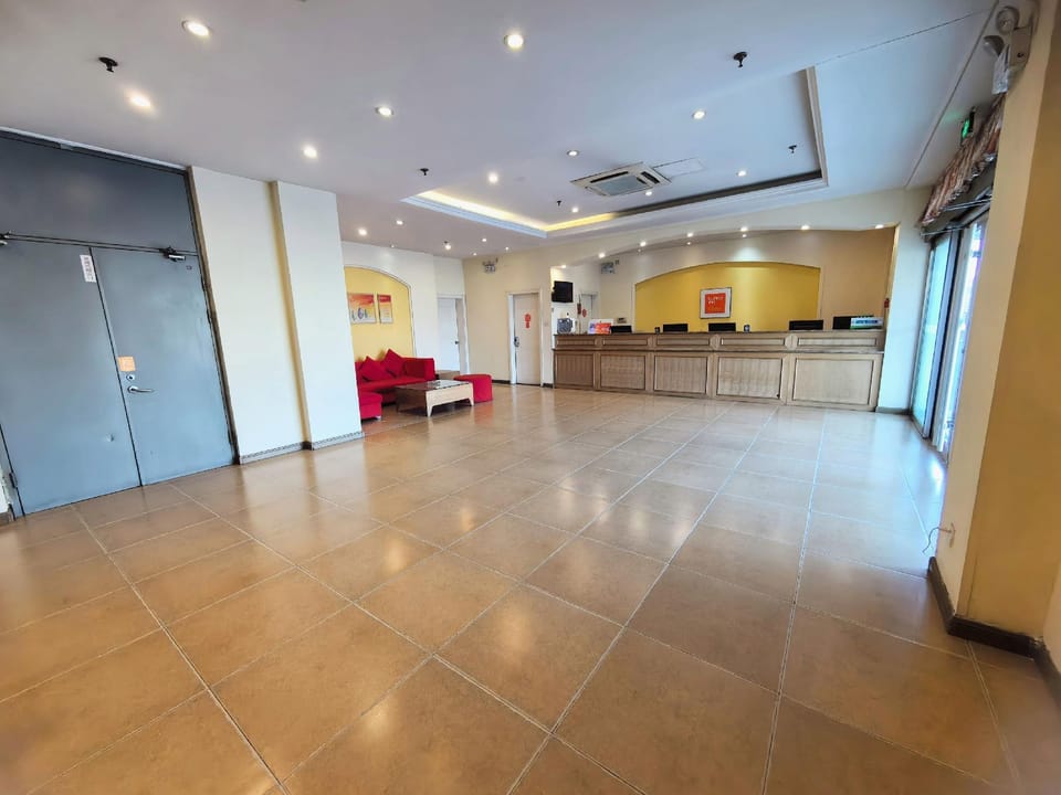 Home Inn Baoding South 2nd Ring Changcheng Headquarters Hotel in China