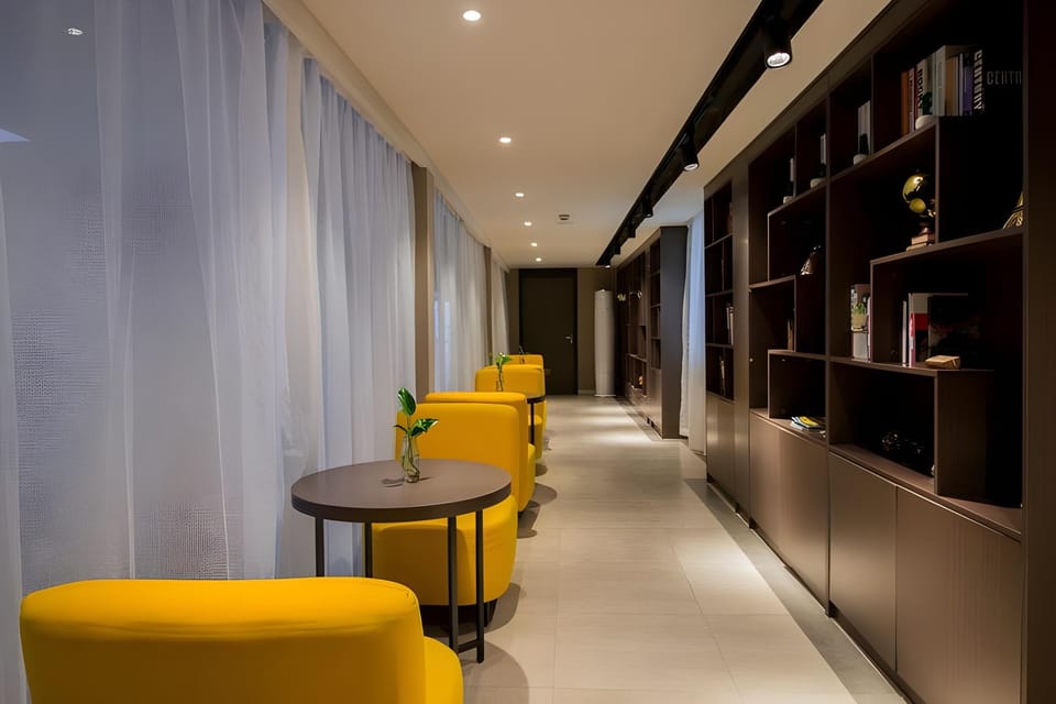 Home Inn Plus Shaoxing Renmin West Road Luxun's Hometown Hotel in Hangzhou