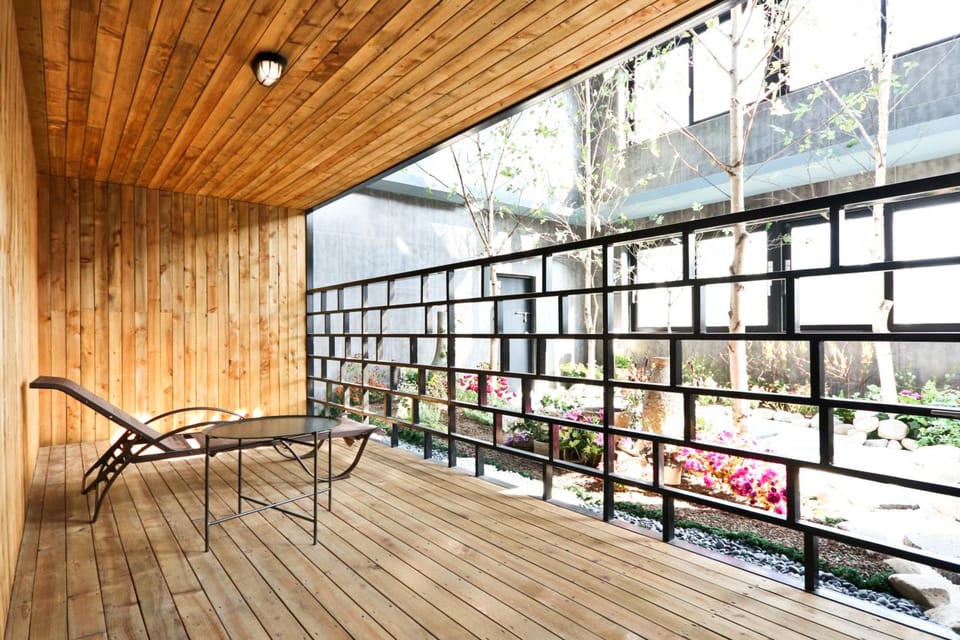 Balcony/terrace