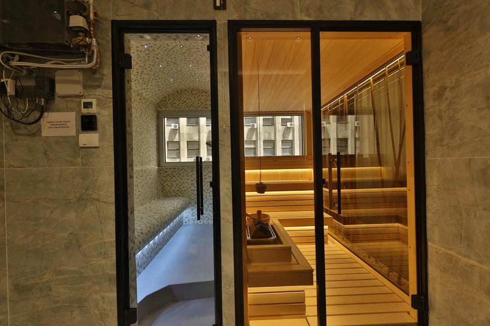Atera Business Suites Hotel in Belgrade