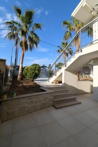 The tree palm trees Hotel in Halkidiki