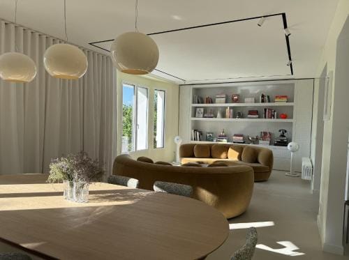 Murmures - Luxury Guesthouse St Germain en Laye Hotel in Saint-Germain-en-Laye