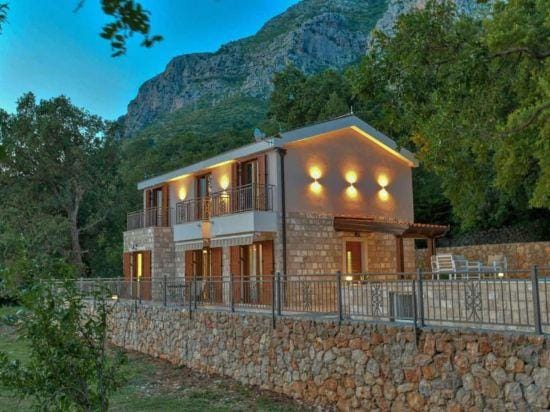 Seaview Villa Lavanda with pool Hotel in Budva Municipality