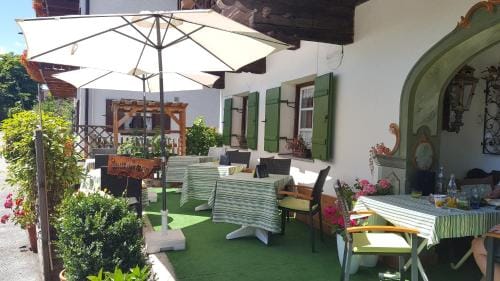 Gastehaus Angela Hotel in Garmisch-Partenkirchen