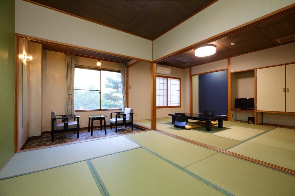 Bandai Atami Onsen Yamashiroya Hotel in Japan