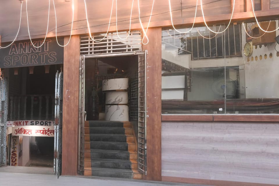 SPOT ON Mahadev Inn Hotel in West Bengal