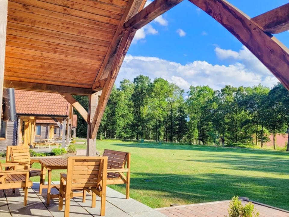 Hay's Wood Retreat - Holiday Lodges Lodge in England
