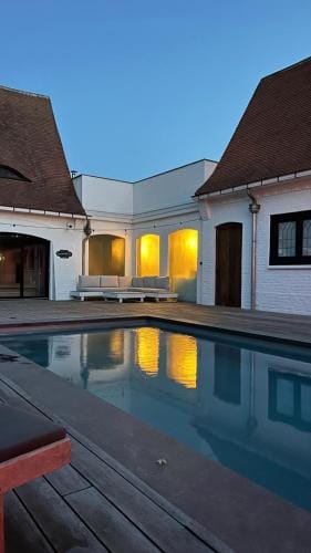 The Cotton Suites B&B Hotel in Flanders