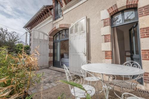 Les Ecuries de Juranville Hotel in Bourges