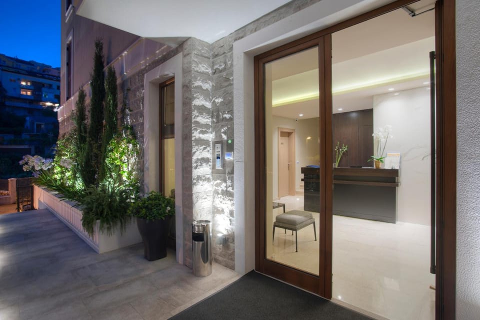 Hotel Vela Hotel in Budva