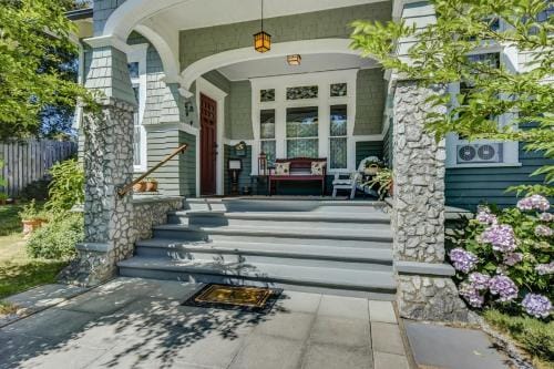 The Kirk House Bed & Breakfast Hotel in Friday Harbor