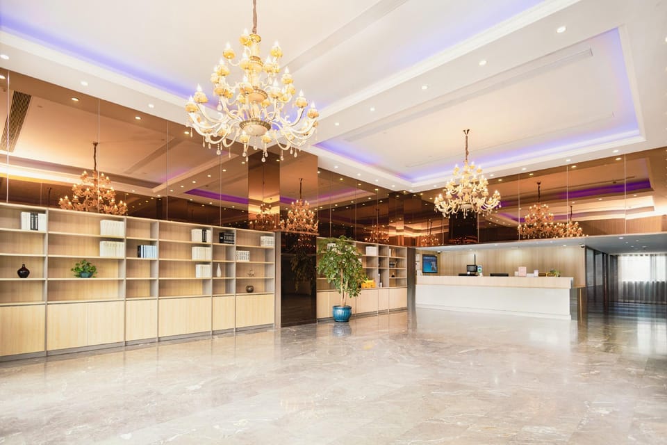 Weizun Boutique Hotel - Shanghai Hongqiao Airport National Convention and Exhibition Center  Hotel in Shanghai