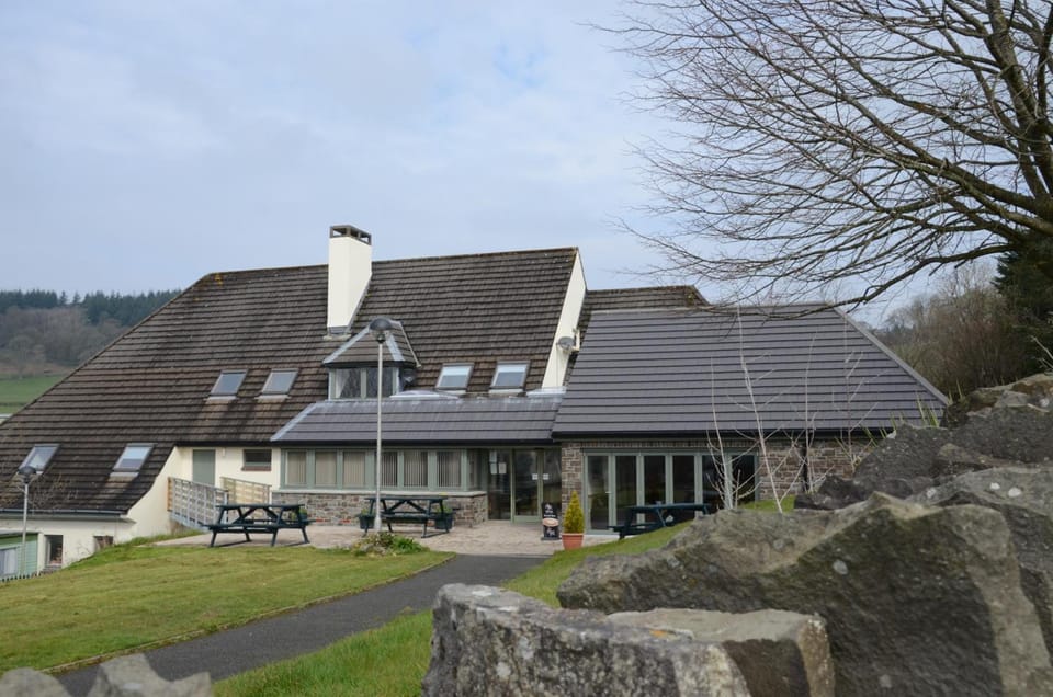 Neuadd Henllan Lodge Hotel in Wales
