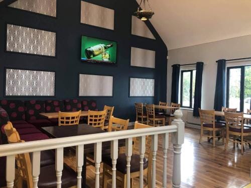 Balreask Bar, Restaurant & Guest Accommodation Hotel in Meath, Co. Meath, Ireland