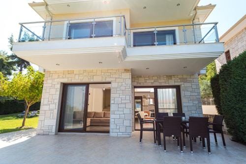 Beach Villa Ergopoli Hotel in Halkidiki